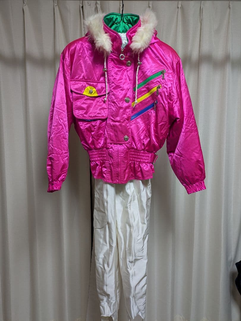 クレージュ　スキーウェアピンク　サイズ9号