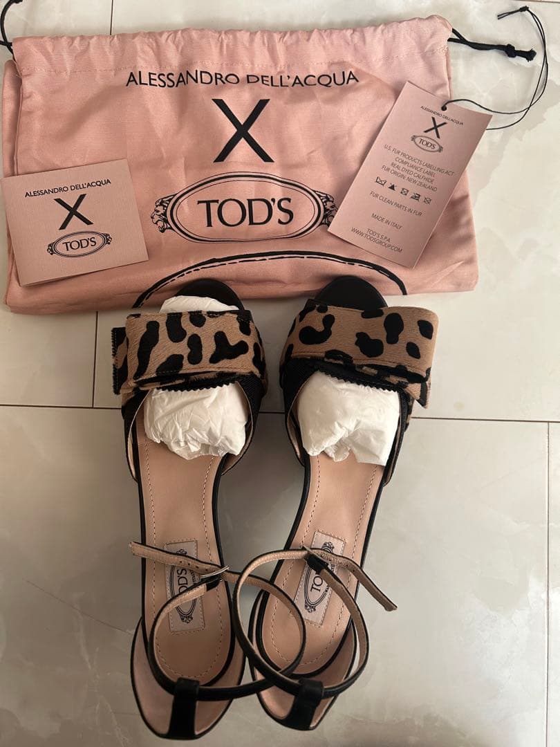 新品未使用♡TOD'S ALESSANDRO DELL'ACQUAコラボサンダル
