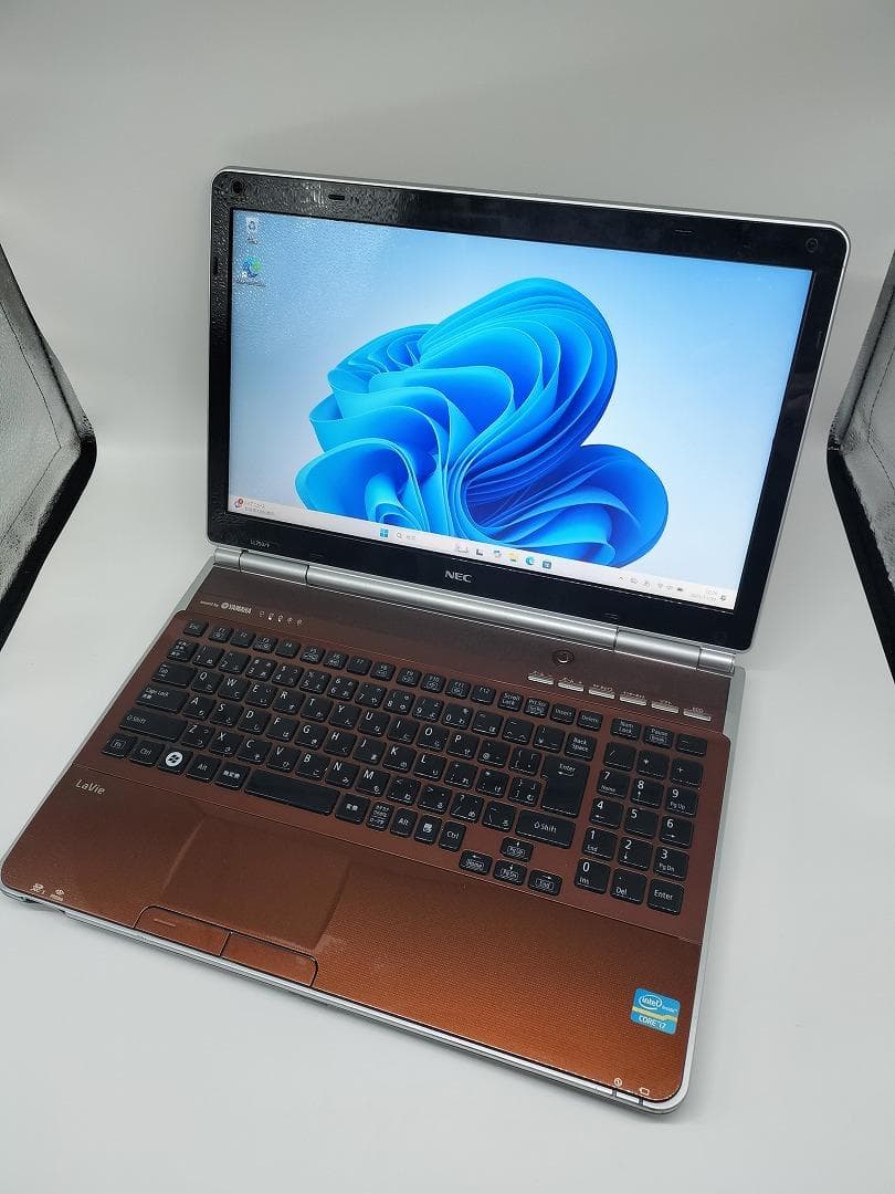 【NEC】爆速Corei7/新品SSD128GB 15.6ノートパソコン C13