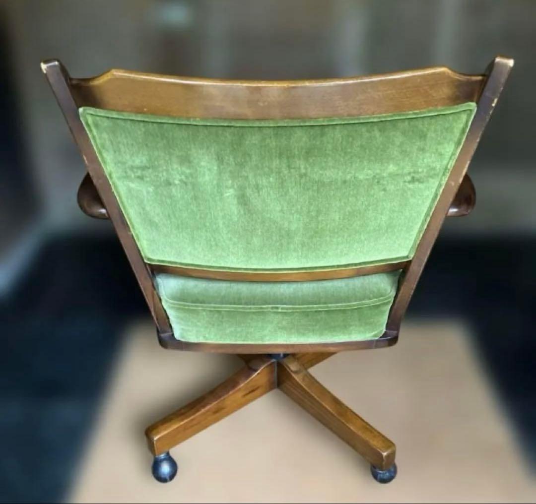 カリモク　コロニアル　デスクチェア　アームチェア 回転椅子