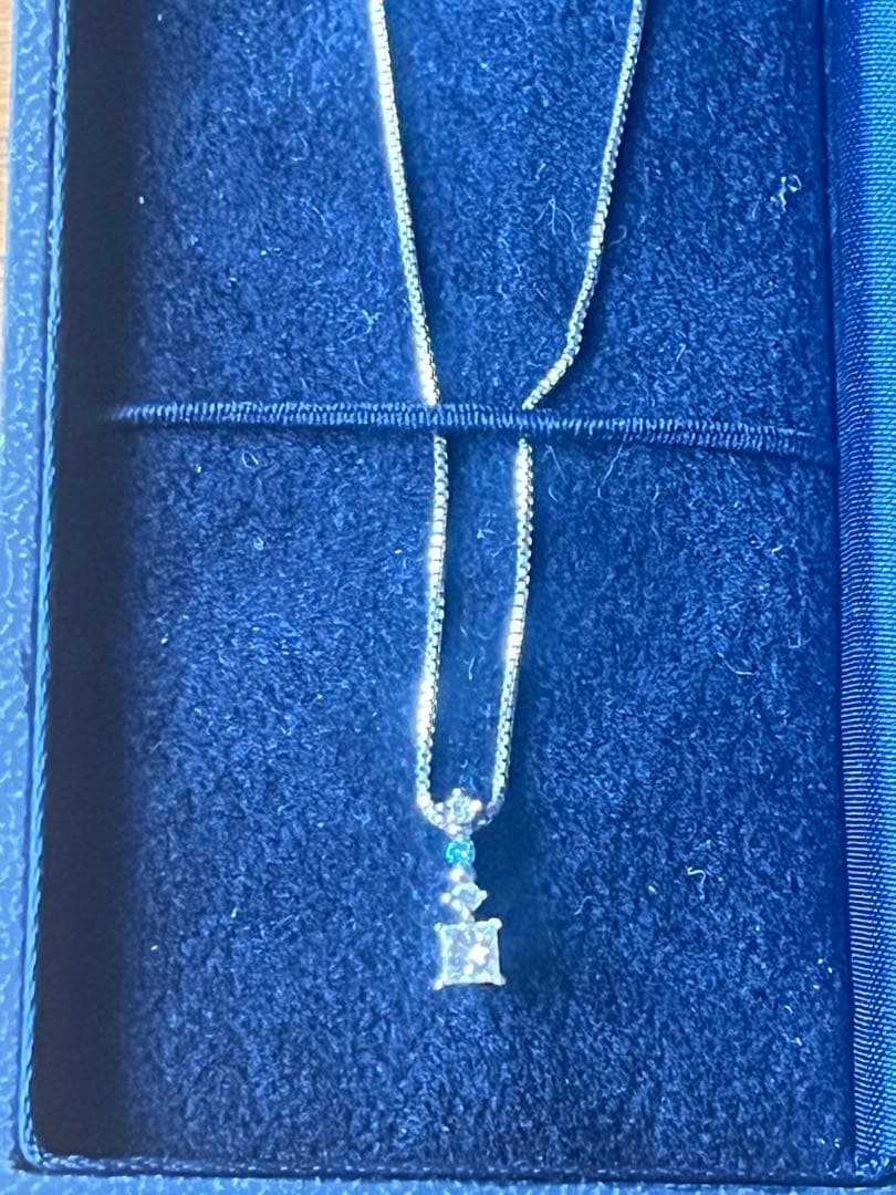 K18WG ダイヤモンドネックレス 0.20ct 保証書あり 未使用