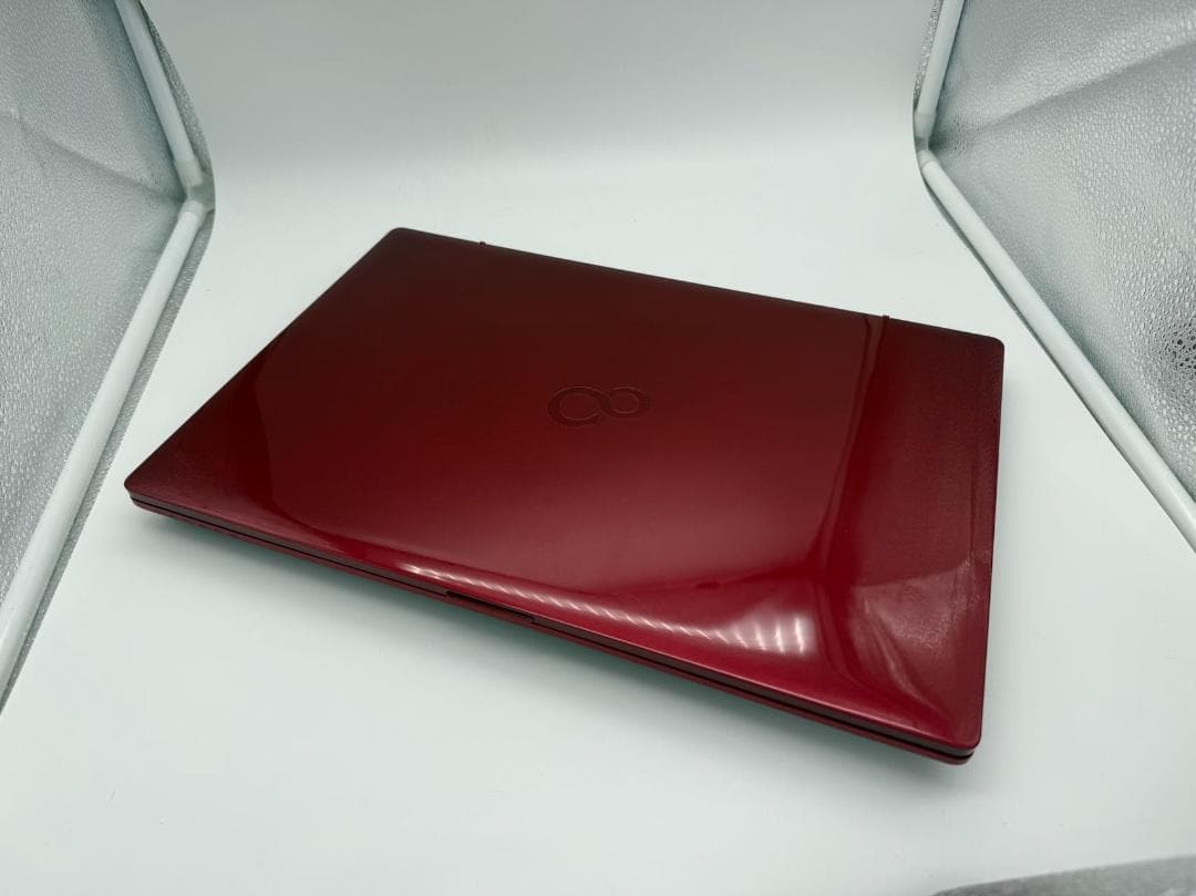 超美品 富士通 第8世代i7 32GB SSD+HDD Office付き