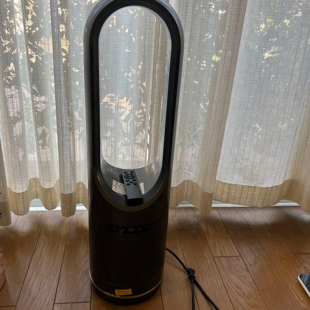 ま*み様 セラミックファンヒーター ブラック　温風　冷風