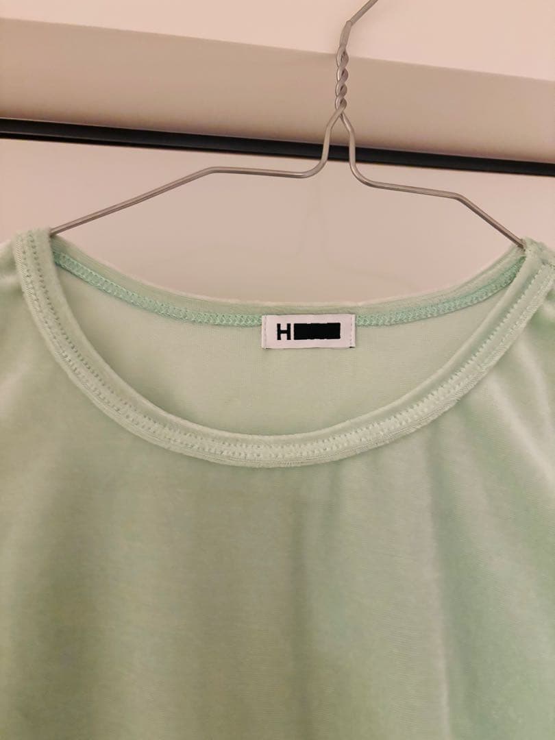 ＜H＞ベロア シャーリングスリーブカットソー