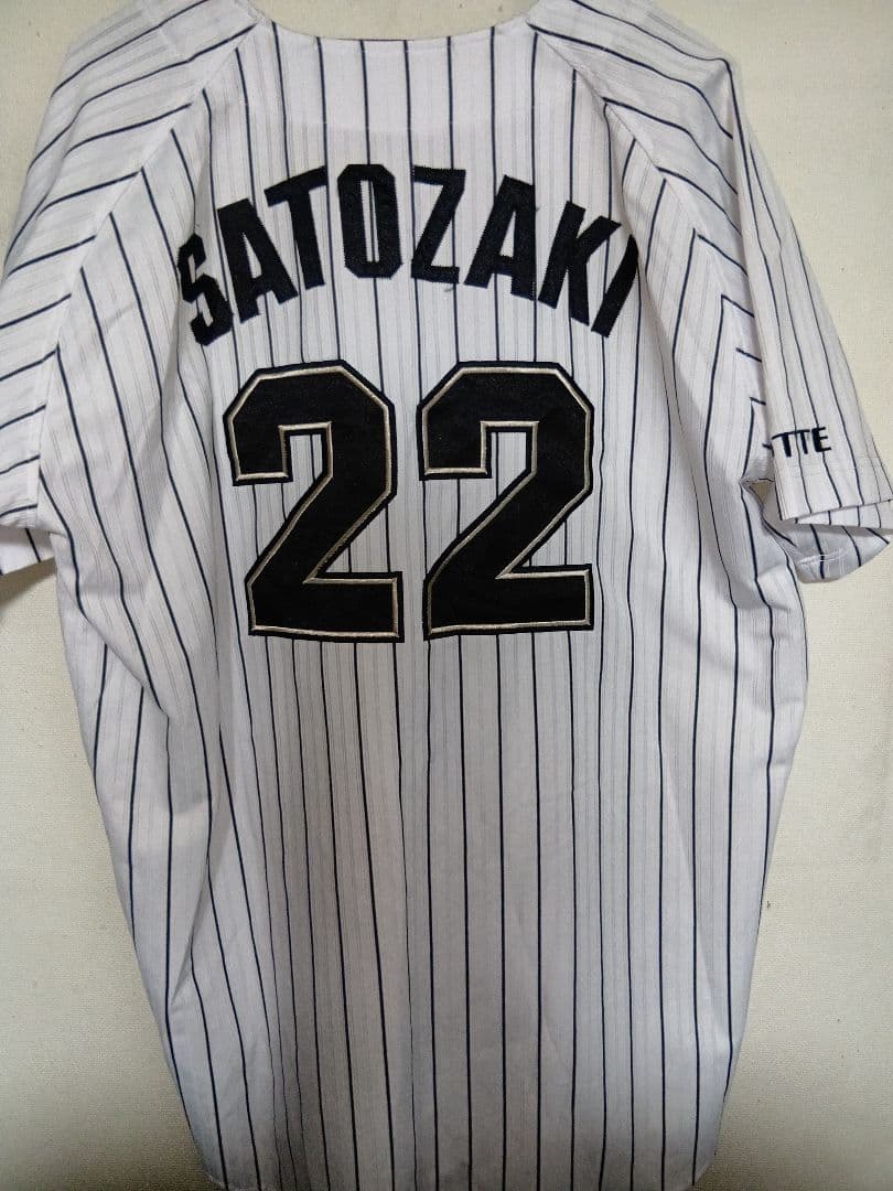 た*し様 【値下】千葉ロッテマリーンズ 里崎智也 里崎 ホーム ユニフォーム