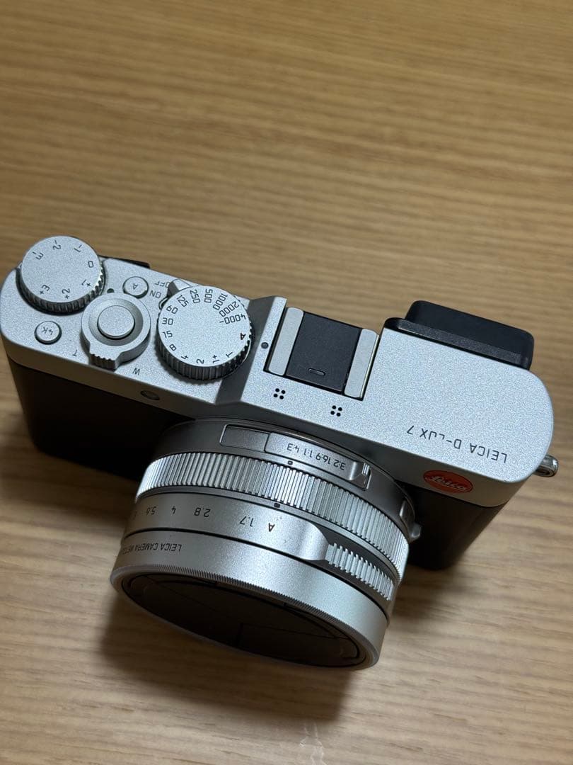 LEICA D-LUX 7 コンパクトデジタルカメラ