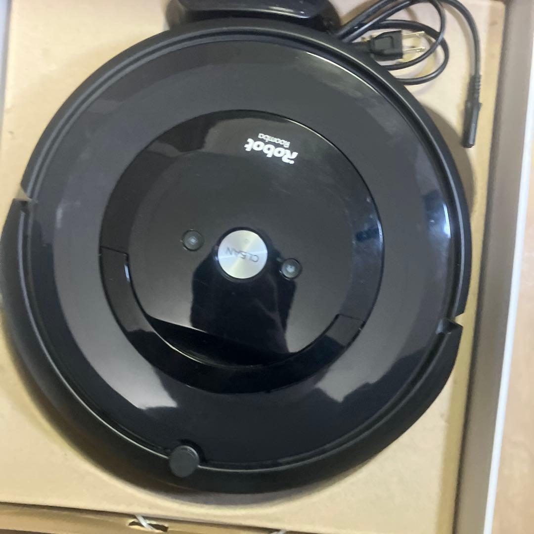 【箱付き】iRobot Roomba e5 本体 黒 ルンバ　ロボット掃除機
