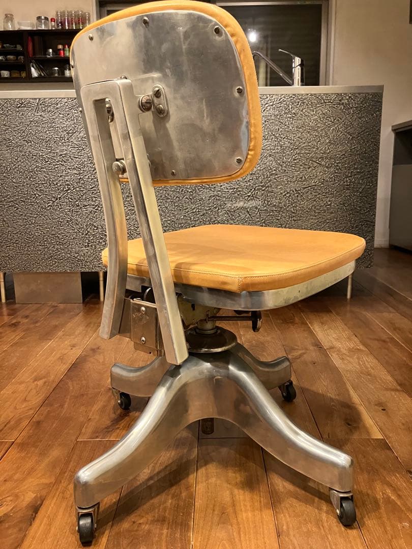 ひ*る様 ショウウォーカー　ヴィンテージチェア