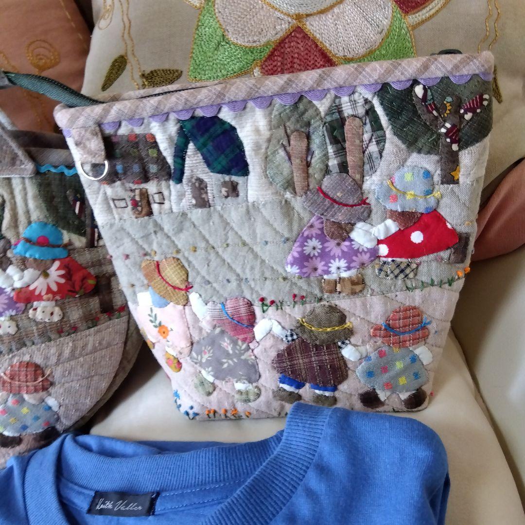 もちまる様、専用です、 スーのバックとスーのポーチ