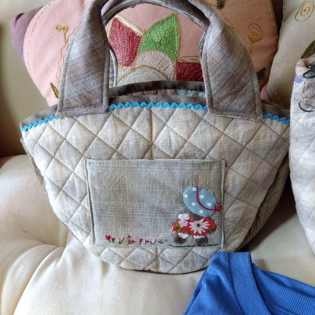 もちまる様、専用です、 スーのバックとスーのポーチ