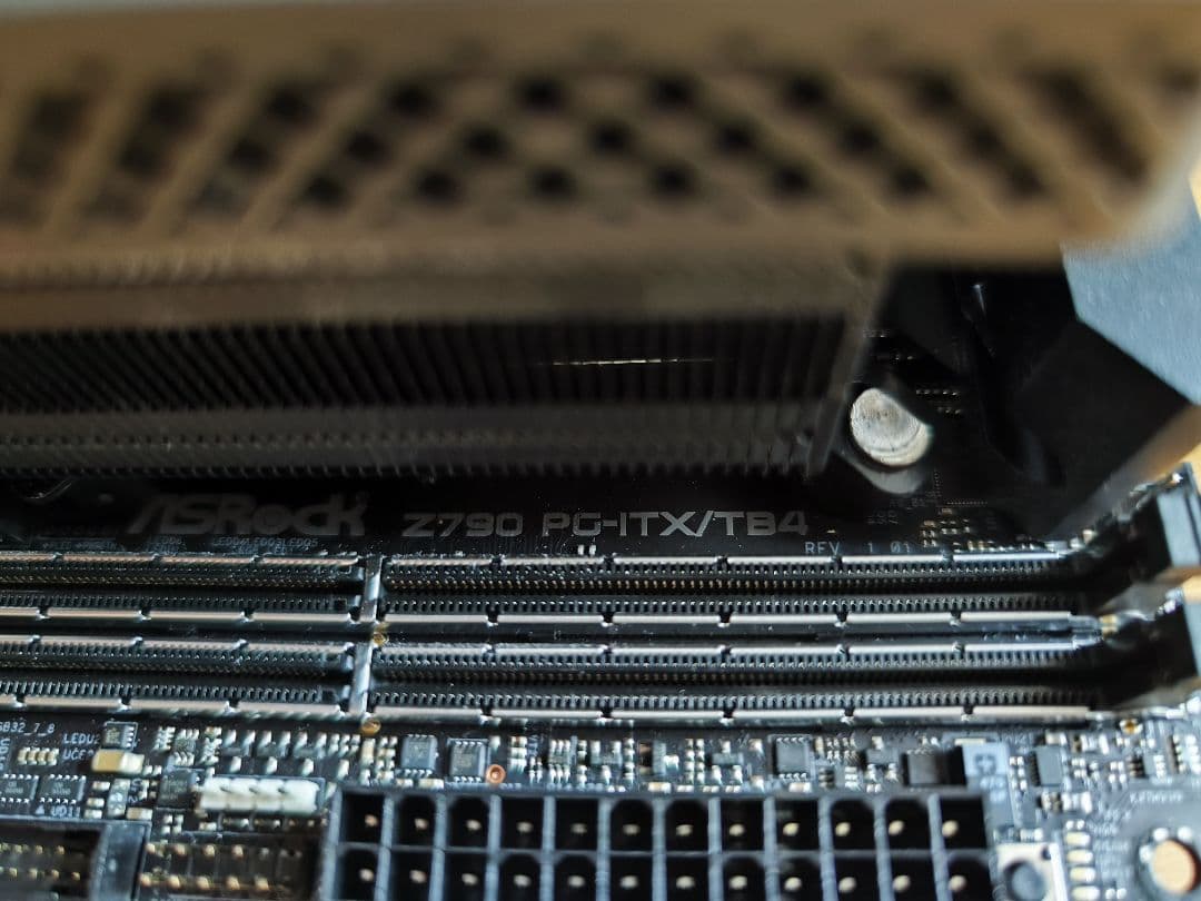 Z790 PG-ITX/TB4 ITXマザーボード