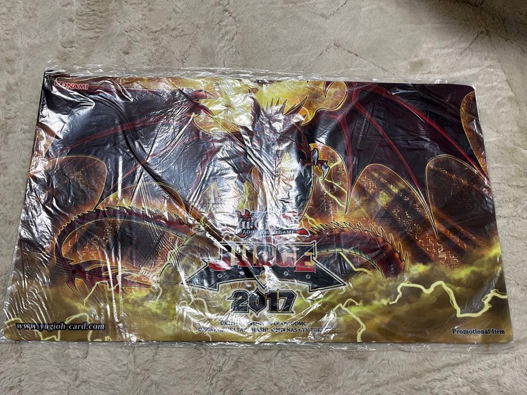 遊戯王 海外 JUDGE2017 オシリスの天空竜 プレイマット 未開封