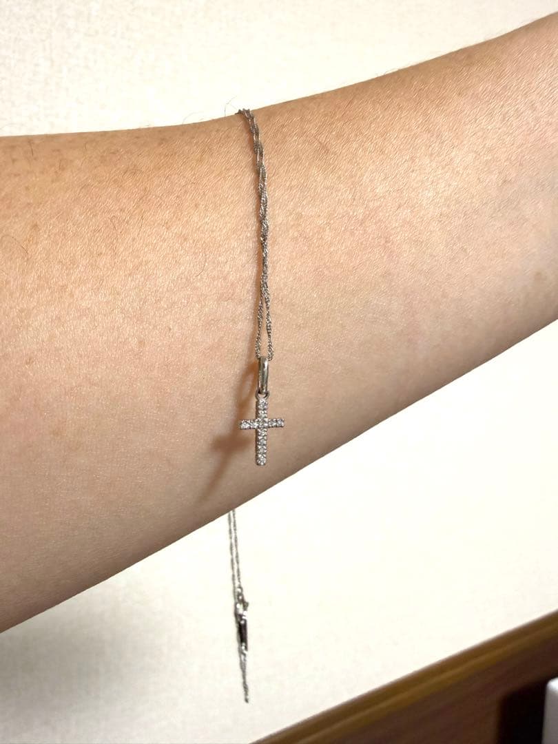 【限定価格】シルバー クロス型ネックレス　プラチナ　十字架　ダイヤ40cm