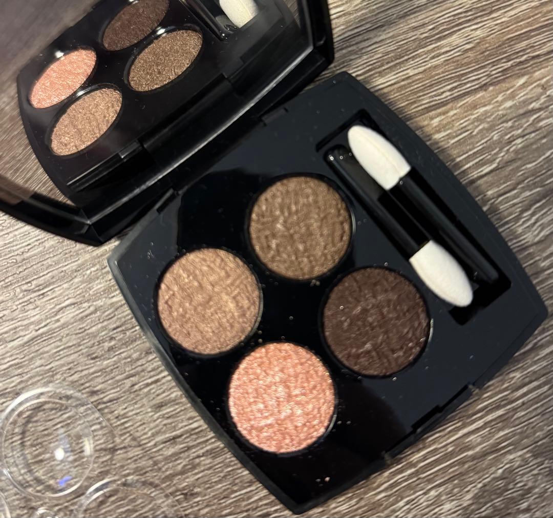 CHANEL レキャトル オンブル ツイード 04ツイードブランエローズ