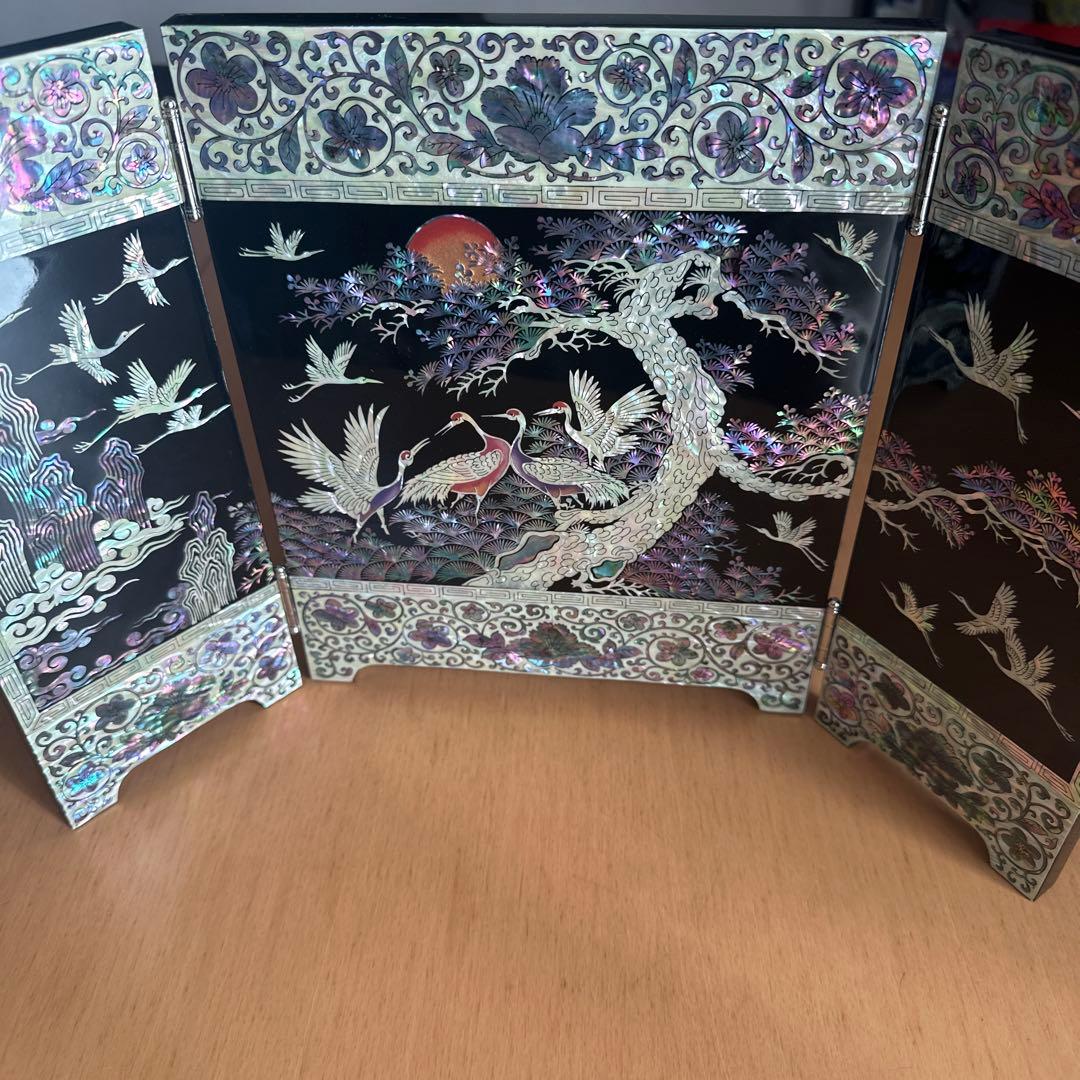 韓国螺鈿　螺鈿細工　高級　ミニ卓上屏風　新品　未使用品　箱付き