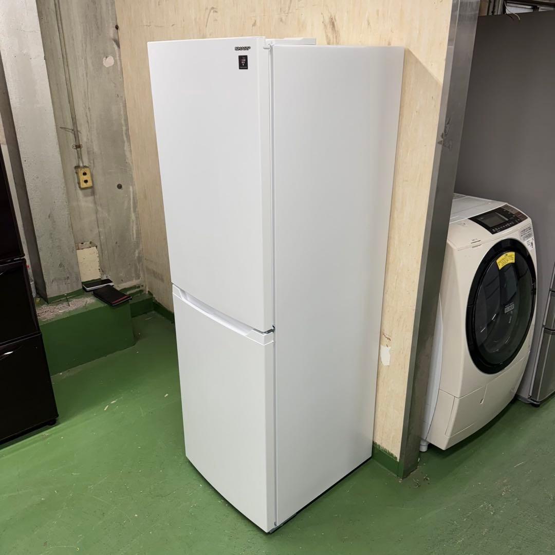 156 シャープ大型冷蔵庫　230L 200L強　小型　一人暮らし　同棲　きれい