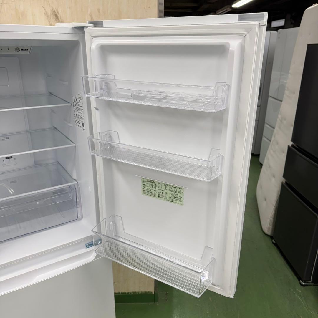 156 シャープ大型冷蔵庫　230L 200L強　小型　一人暮らし　同棲　きれい