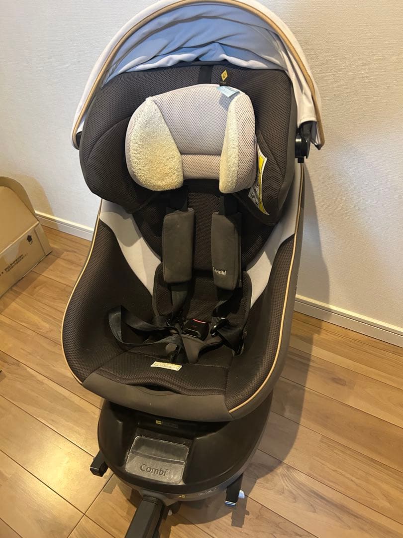 【Combi】クルムーヴスマート エッグショック CG-UIG ISOFIX