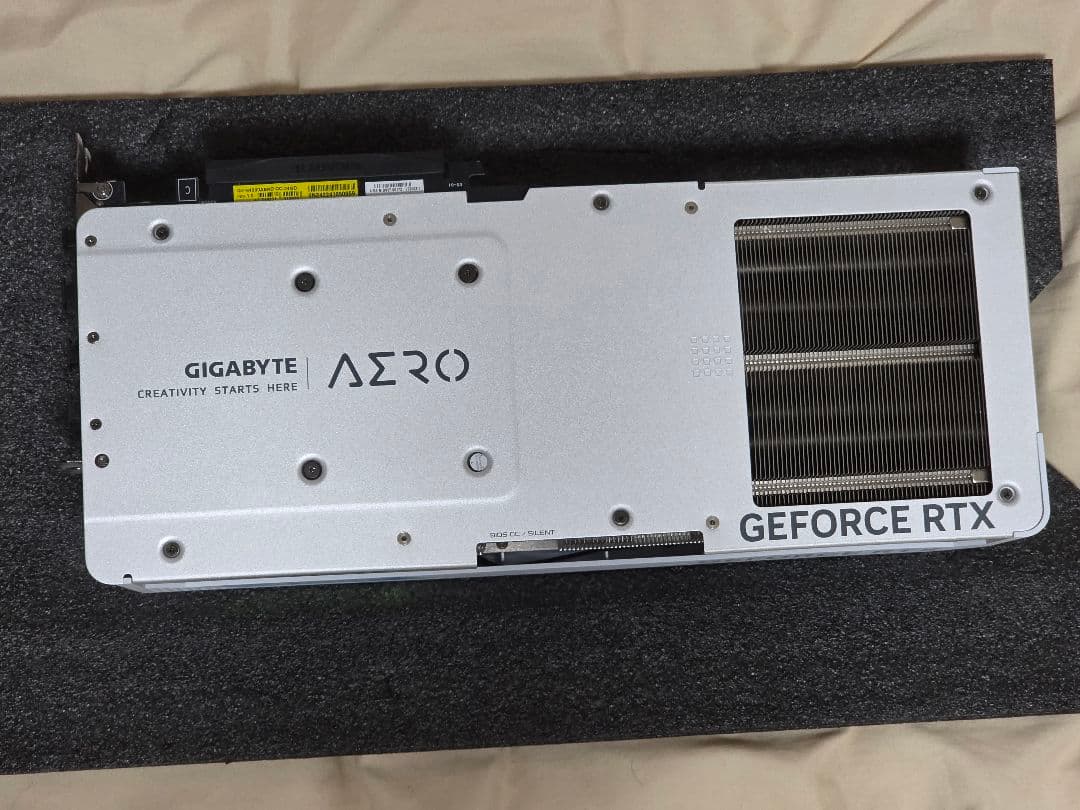 グラフィックボード・グラボ・ビデオカード GIGABYTE GV-N4090AERO OC-24GD RTX4090