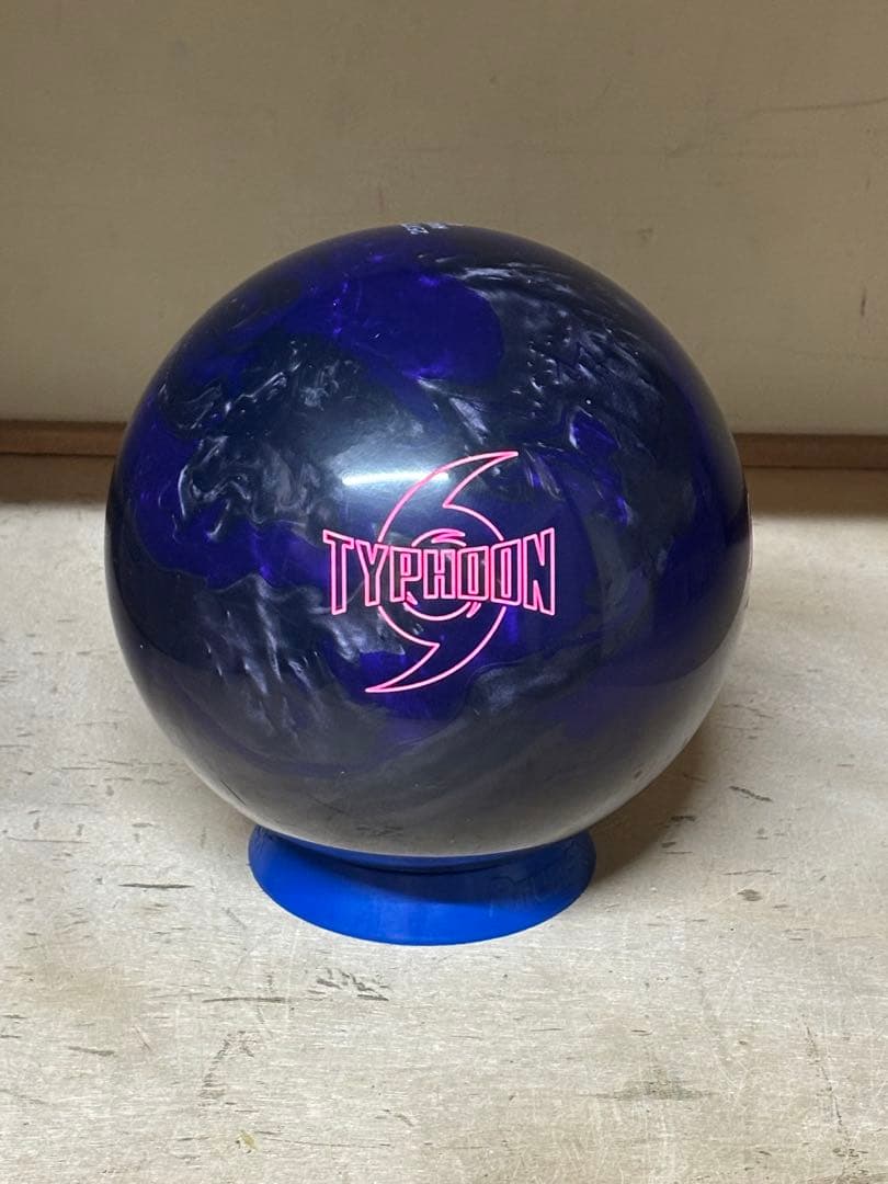 新品　ストーム　タイフーン　15P