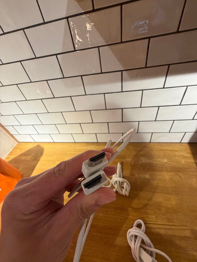 美品！！LG 27インチ 4K モニター 27UP650-W