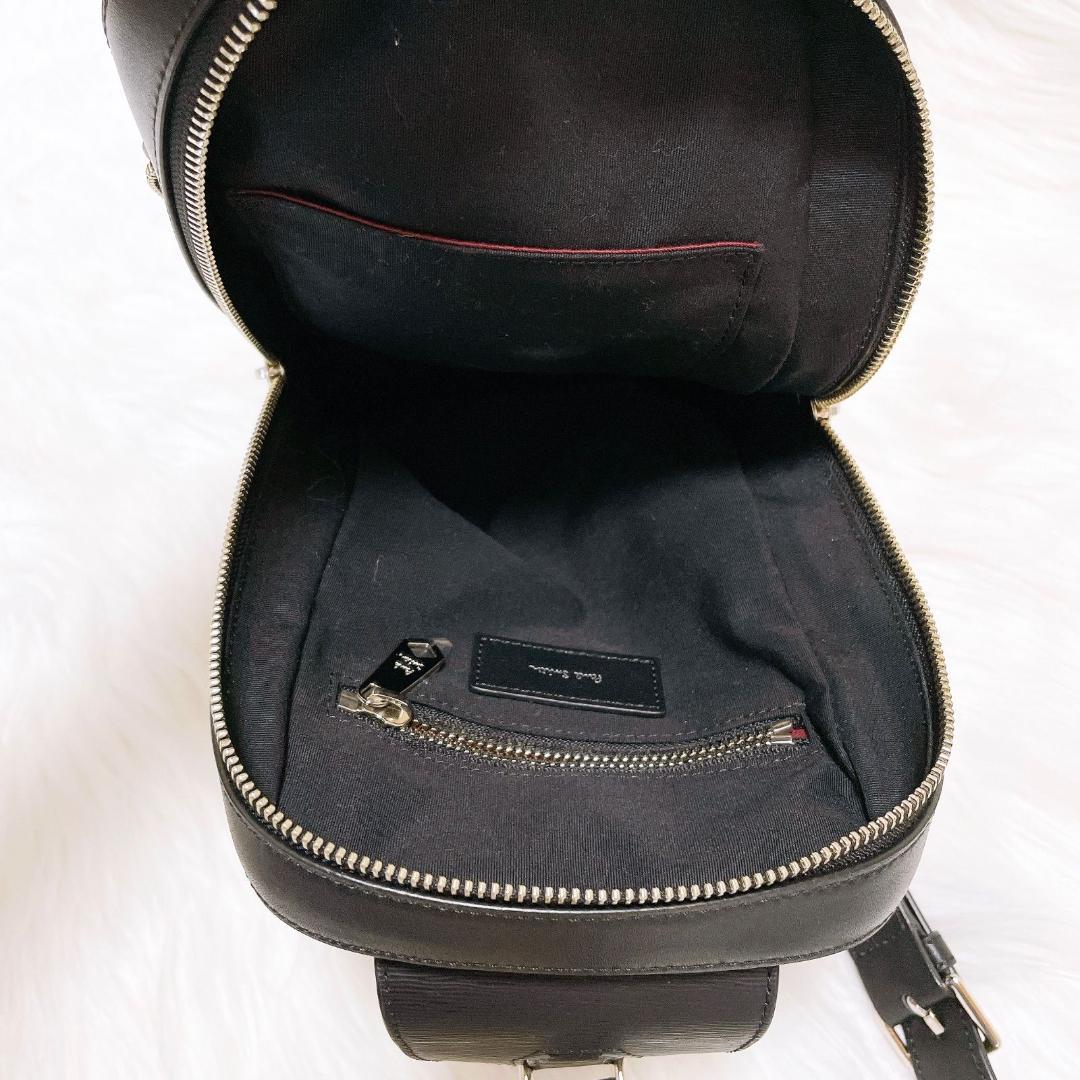 希少‼️ ポールスミス　ボディーバッグ オールレザー　マルチストライプ