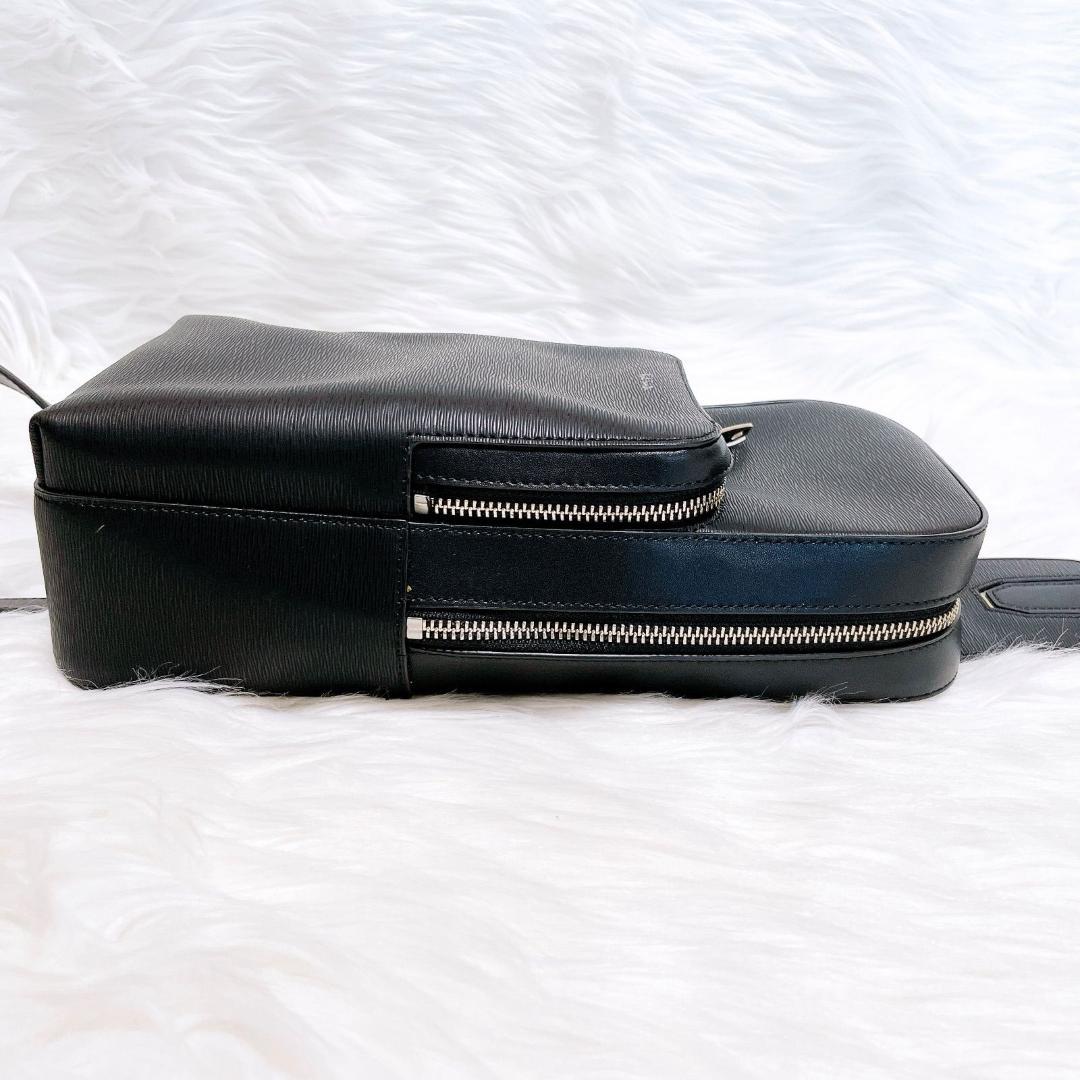 希少‼️ ポールスミス　ボディーバッグ オールレザー　マルチストライプ