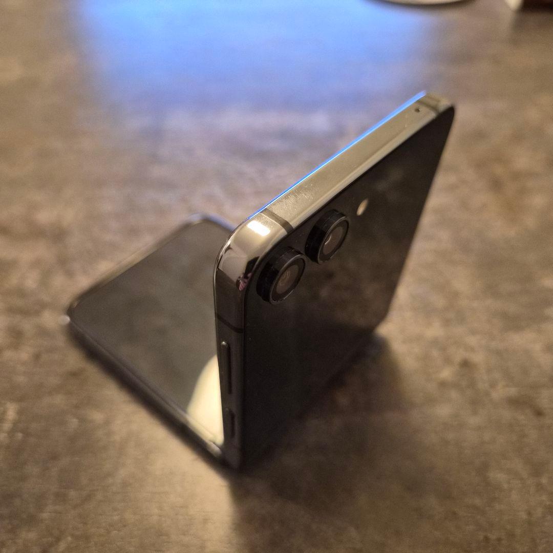 スマートフォン本体 Samsung Galaxy Z Flip5