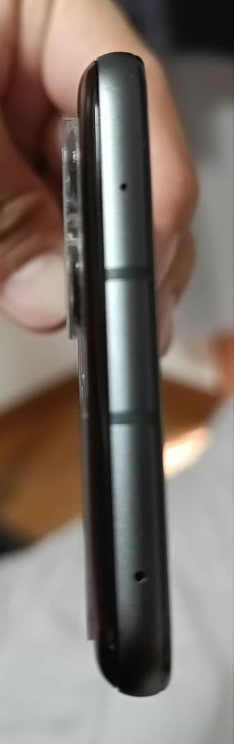 motorola razr 50S(コアラグレイ/ほぼ未使用)