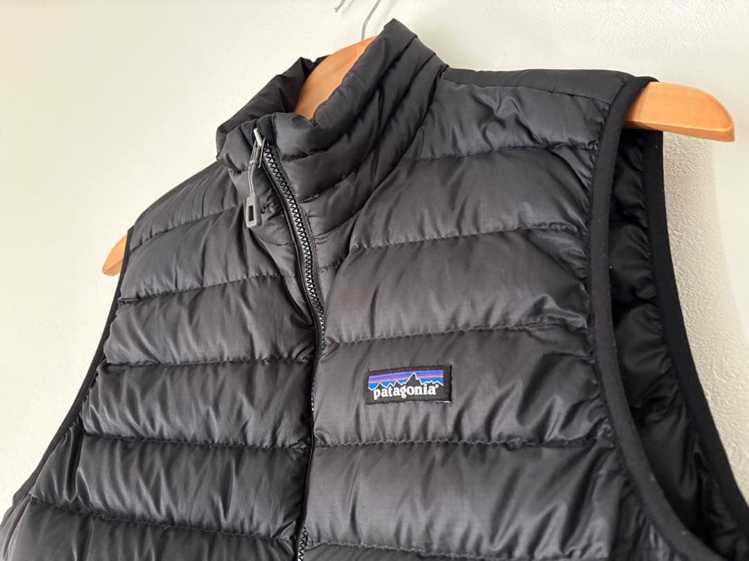 ♠*︎様 Patagonia ダウンセーター　ベスト　ブラック