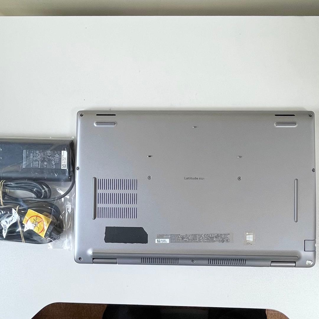 【美品】Latitude 15 5521 16GB i7 高スペック 11世代