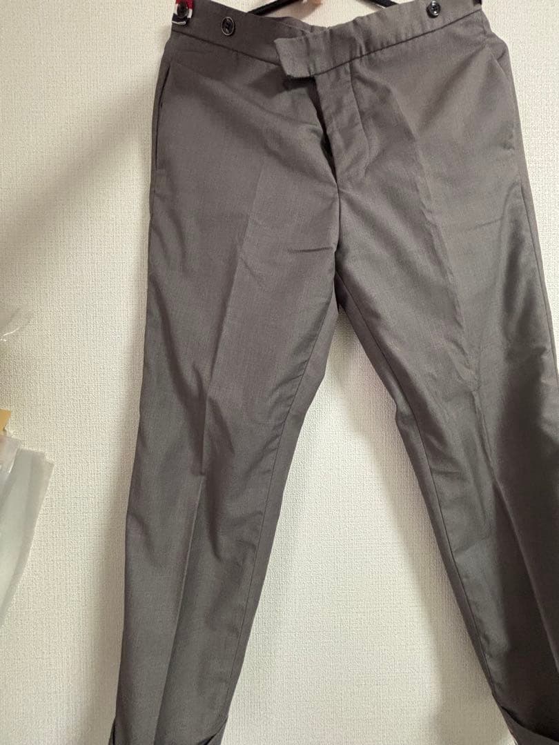 グレー ストライプ裾 スラックス