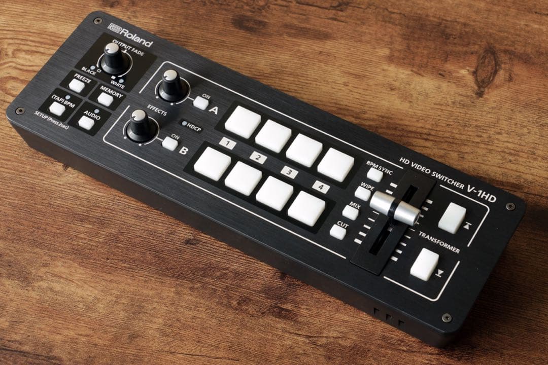 その他 Roland V-1HD