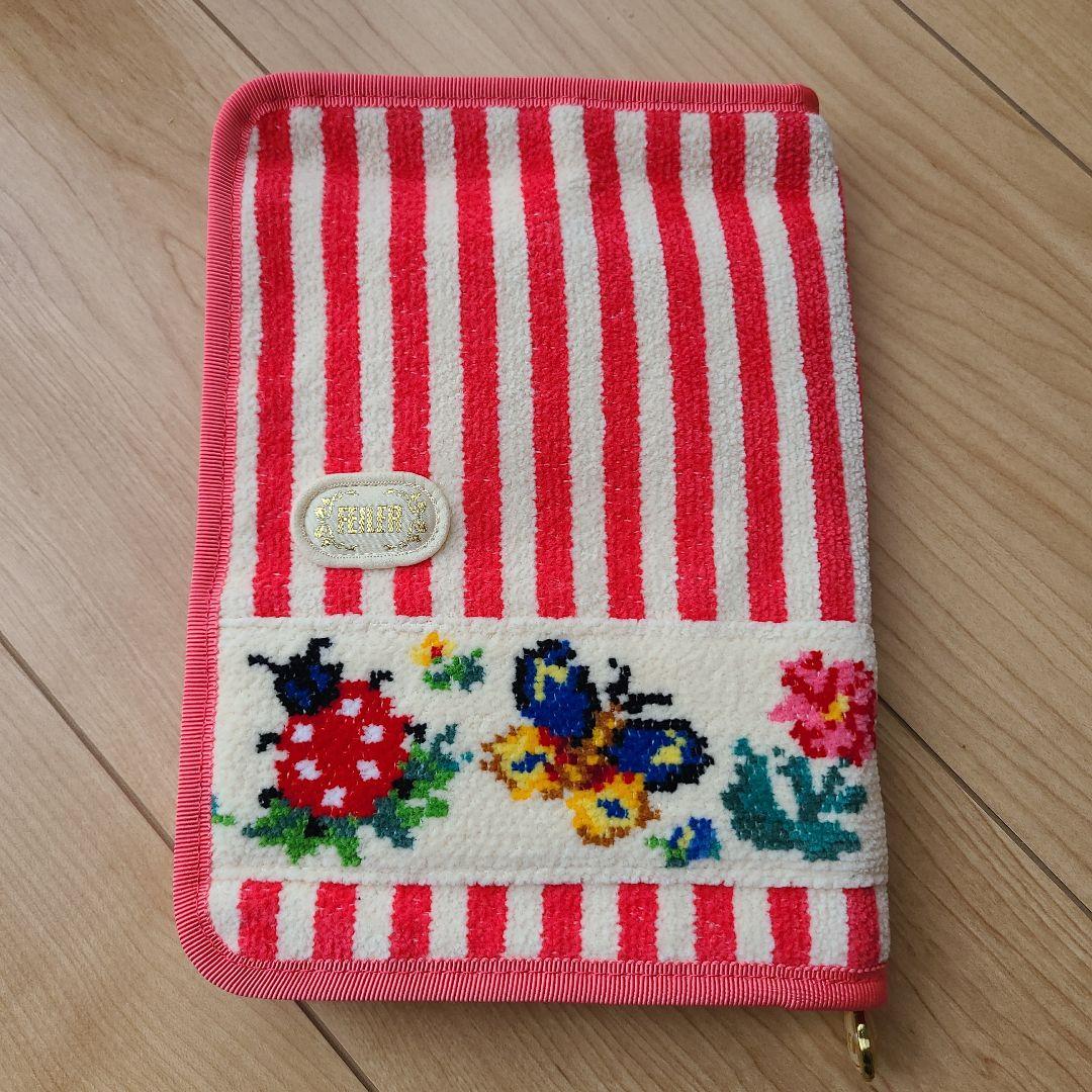 フェイラー　マルチケース　母子手帳　VERY　完売　タグ付き　ハイジ