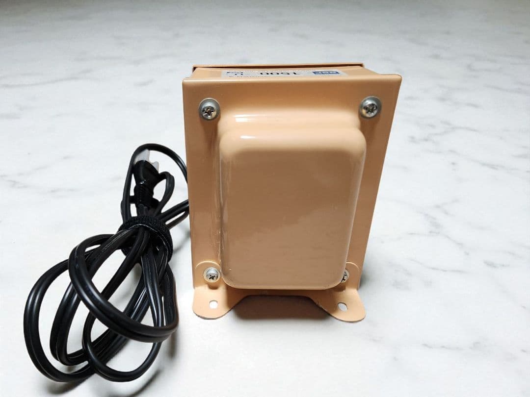 【sukemaru】日章工業 変圧器 NDF-1500U 1500W 日本