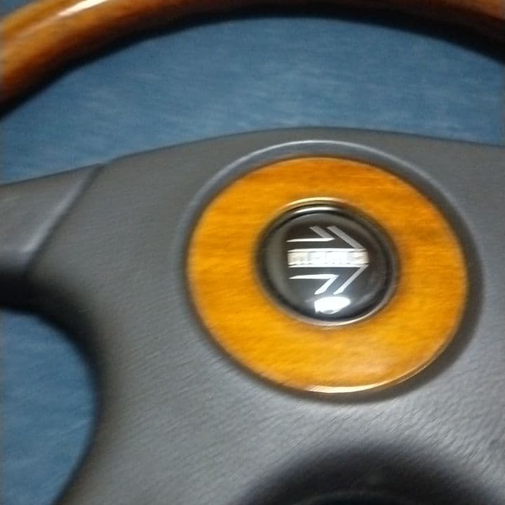 MOMO ステアリングモモウッドブラック36センチ