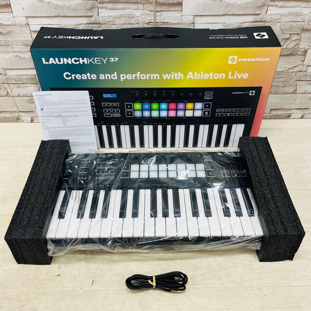 新品同様 novation LAUNCHKEY 37 MK3 MIDIキーボード