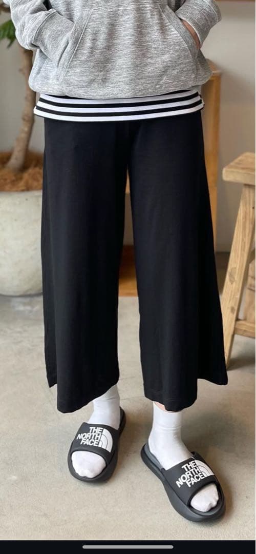 icebreaker ブラック ワイドパンツ　日本サイズM新品未使用