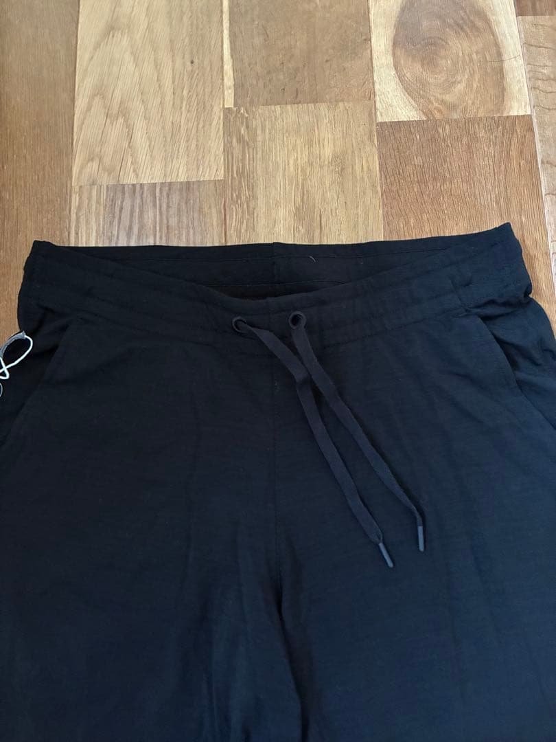 icebreaker ブラック ワイドパンツ　日本サイズM新品未使用