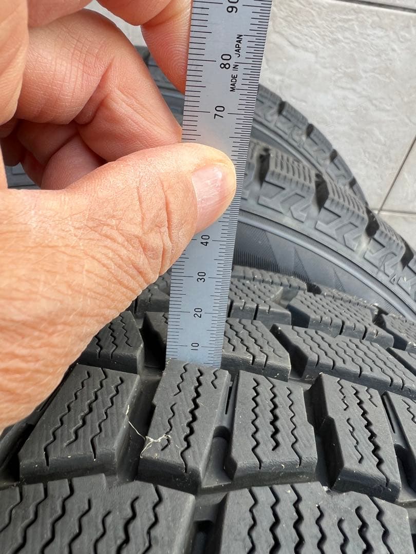 ダンロップ 215/65R16 スタッドレスタイヤ・ホイールセット（引取り可）