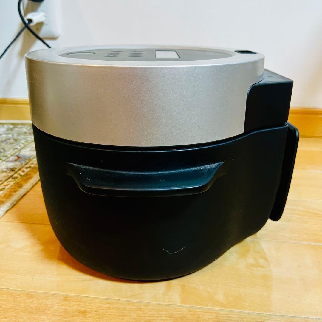 【極美品】バルミューダ BALMUDA K03A-BK 炊飯器 ブラック 3合