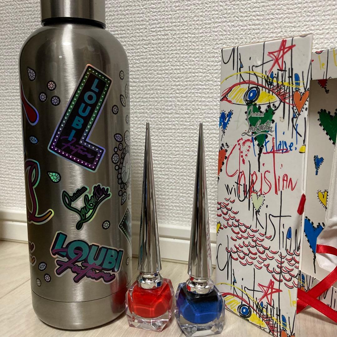 ルブタン・非売品ステンレス水筒・マニキュアセット