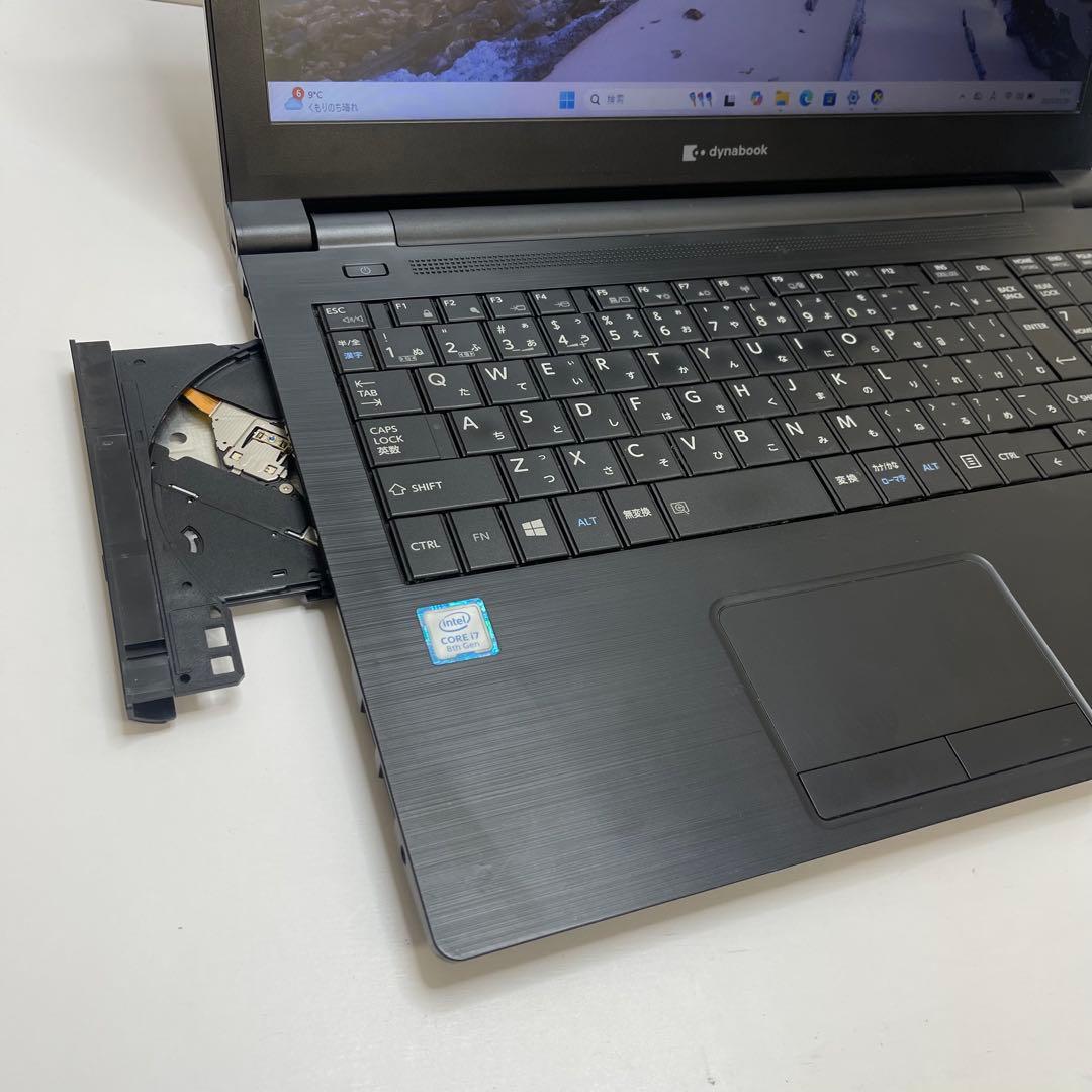#928 東芝 Dynabook B65/EP i7-8665U 8GB 256