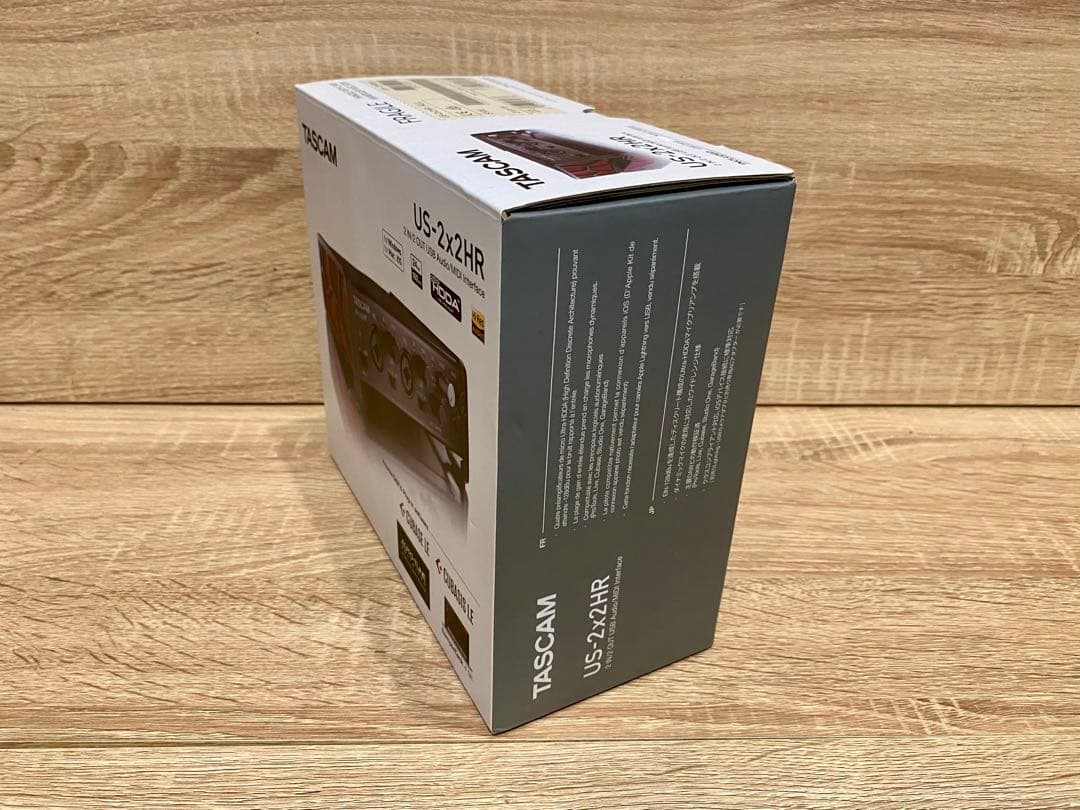 TASCAM US-2x2HR オーディオインターフェイス(新品同様おまけつき)
