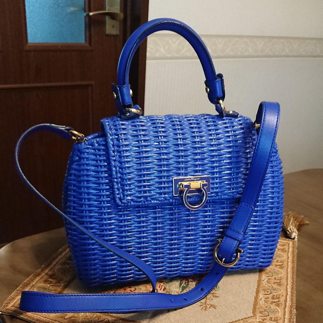 サルヴァトーレフェラガモ かごバッグ