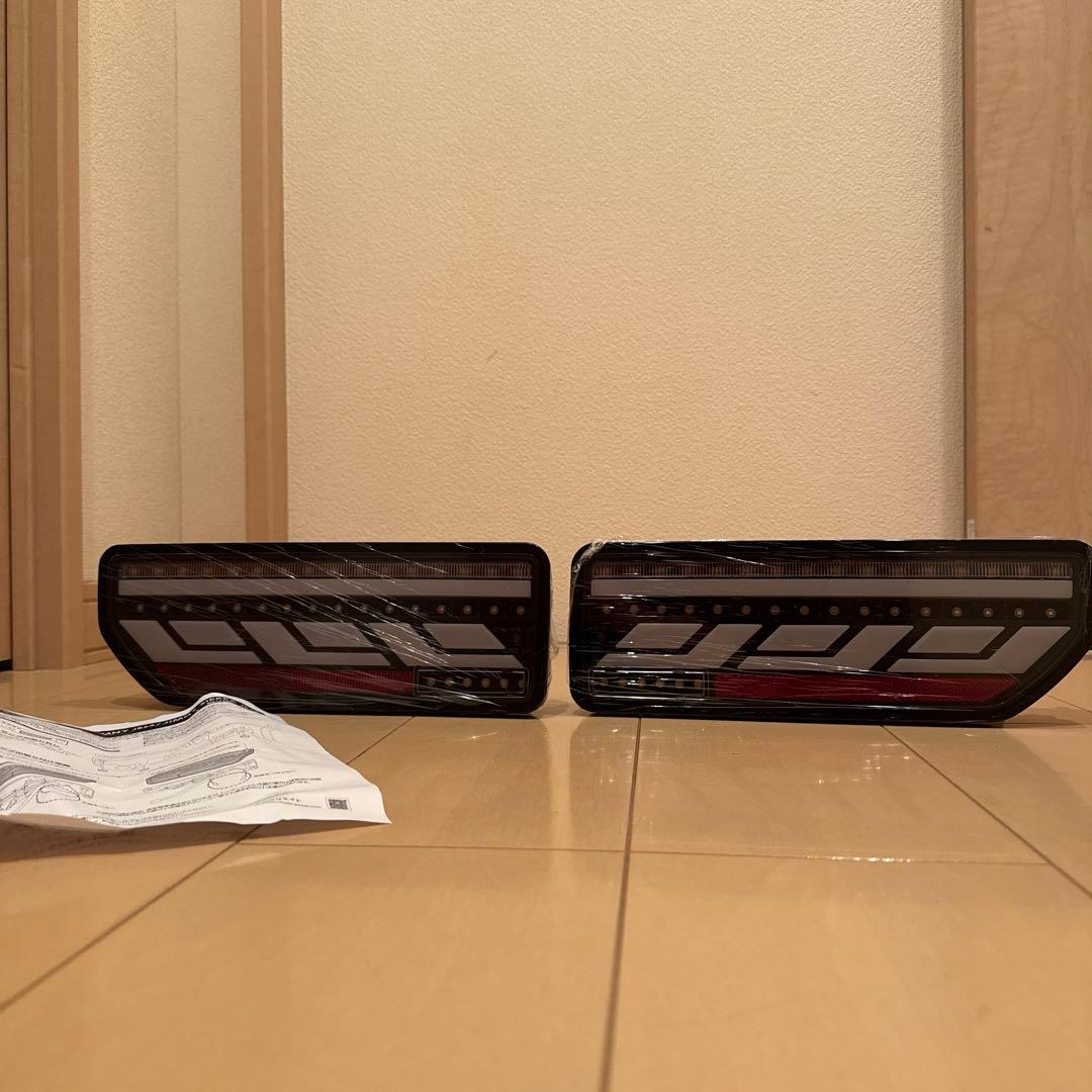 ジムニー　テールランプ