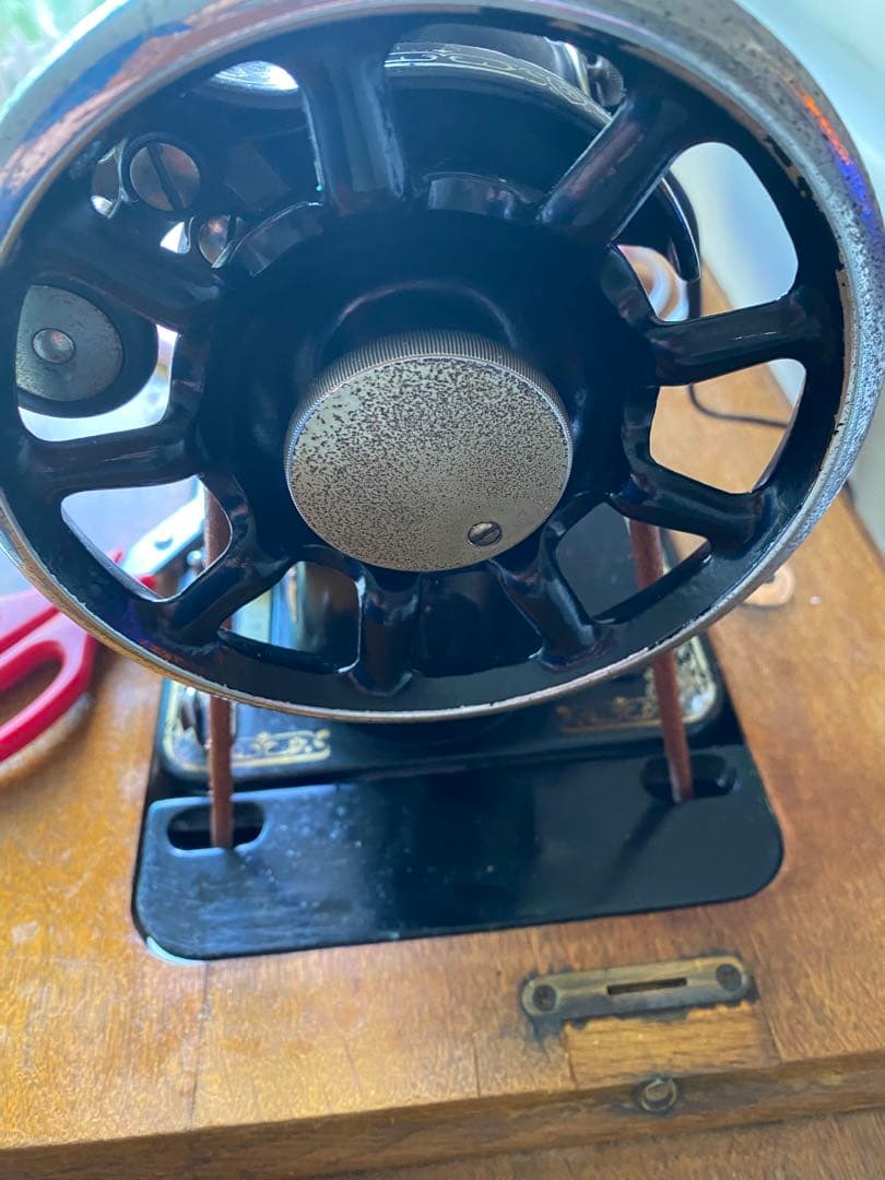 足踏みミシン(ブランド:ブラザー) 足踏みミシン(ブランド:ブラザー)