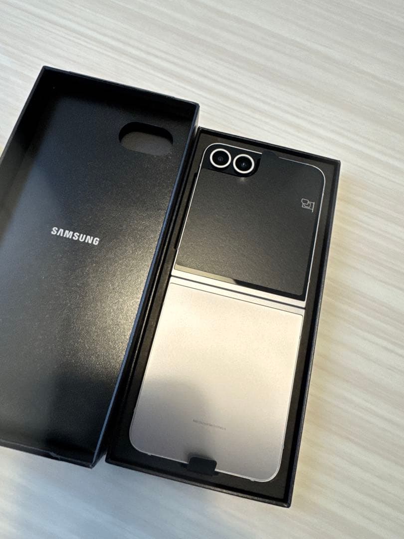 スマートフォン本体 Galaxy Z Flip6 256GB