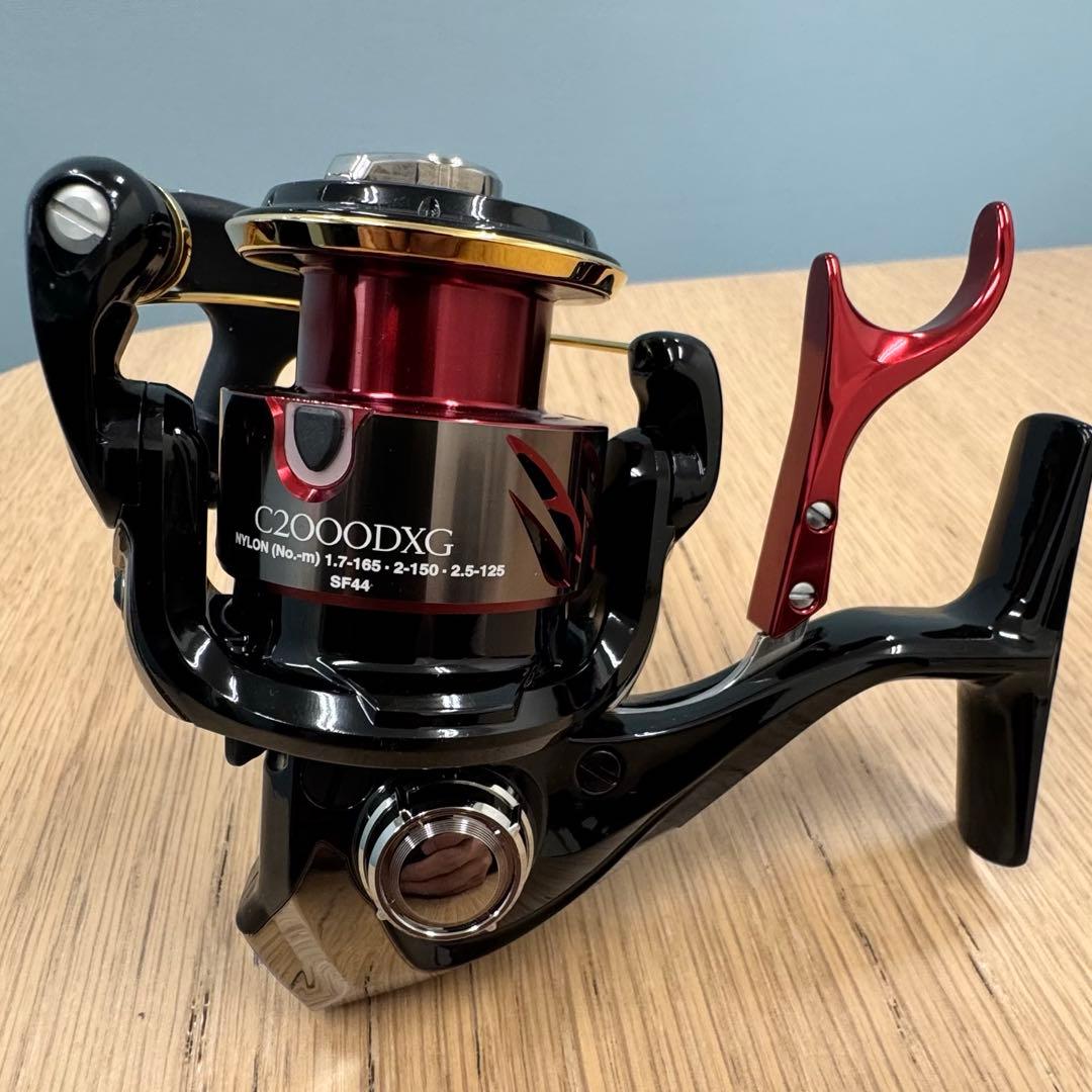 「美品」BB-Xハイパーフォース20 C2000DXG 磯釣り フカセ釣り
