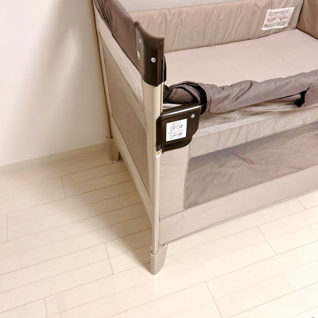 美品 ココネルエアー ココアブラウン Aprica ベビーベッド アップリカ